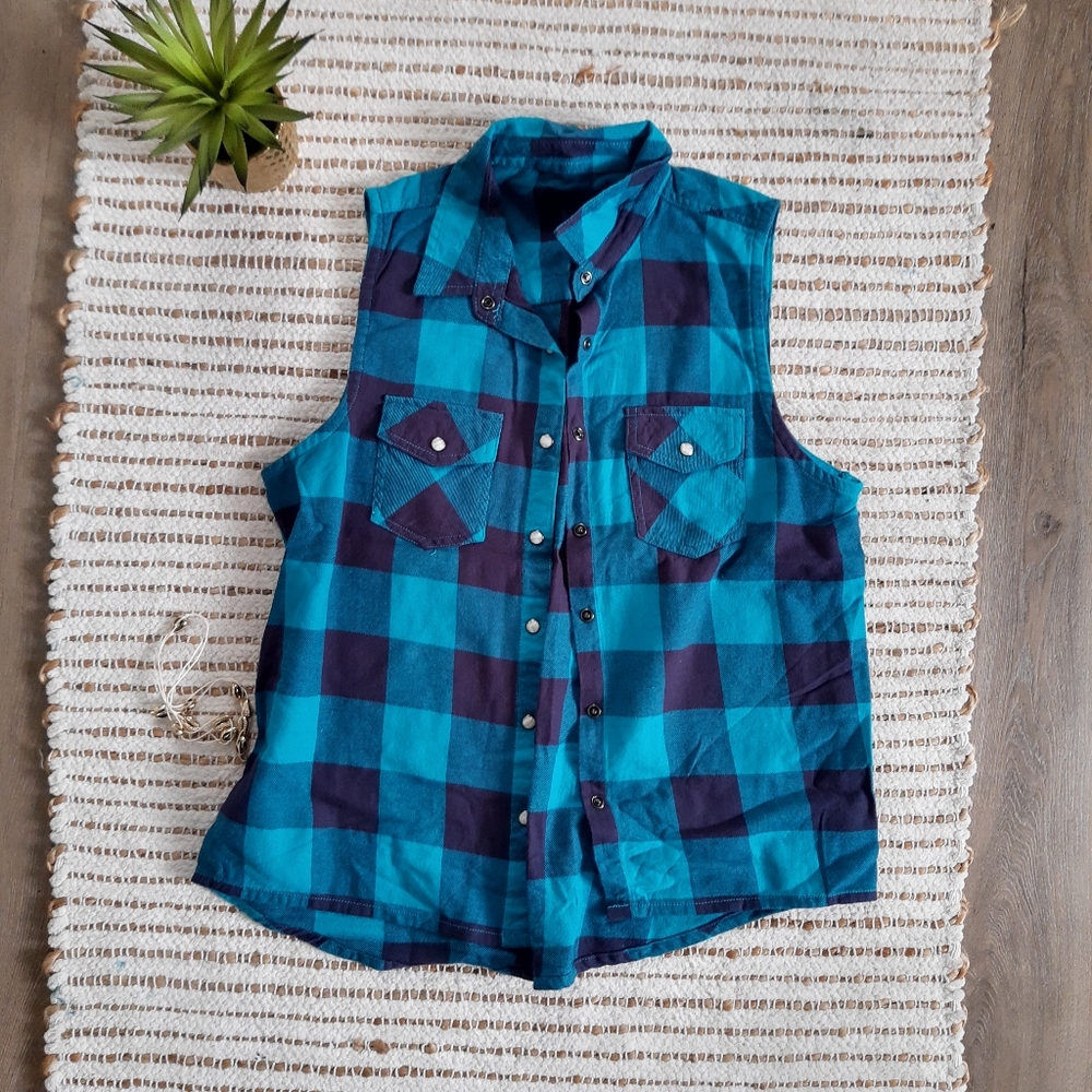 COPY - Sleevless plaid